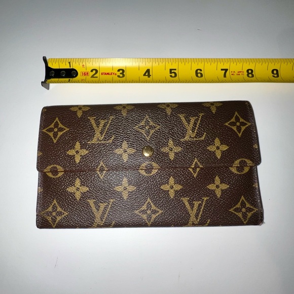 Vintage Louis Vuitton purse and wallet - Picture 11 of 15
